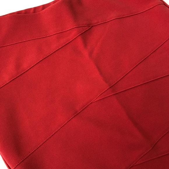 🌺 Stoosh mini pencil skirt (Valentine’s Skirt) - Picture 4 of 10